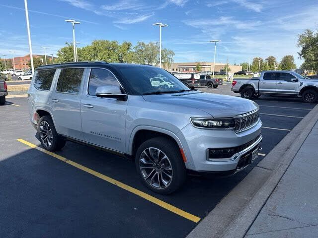 2022 JEEP Grand Wagoneer