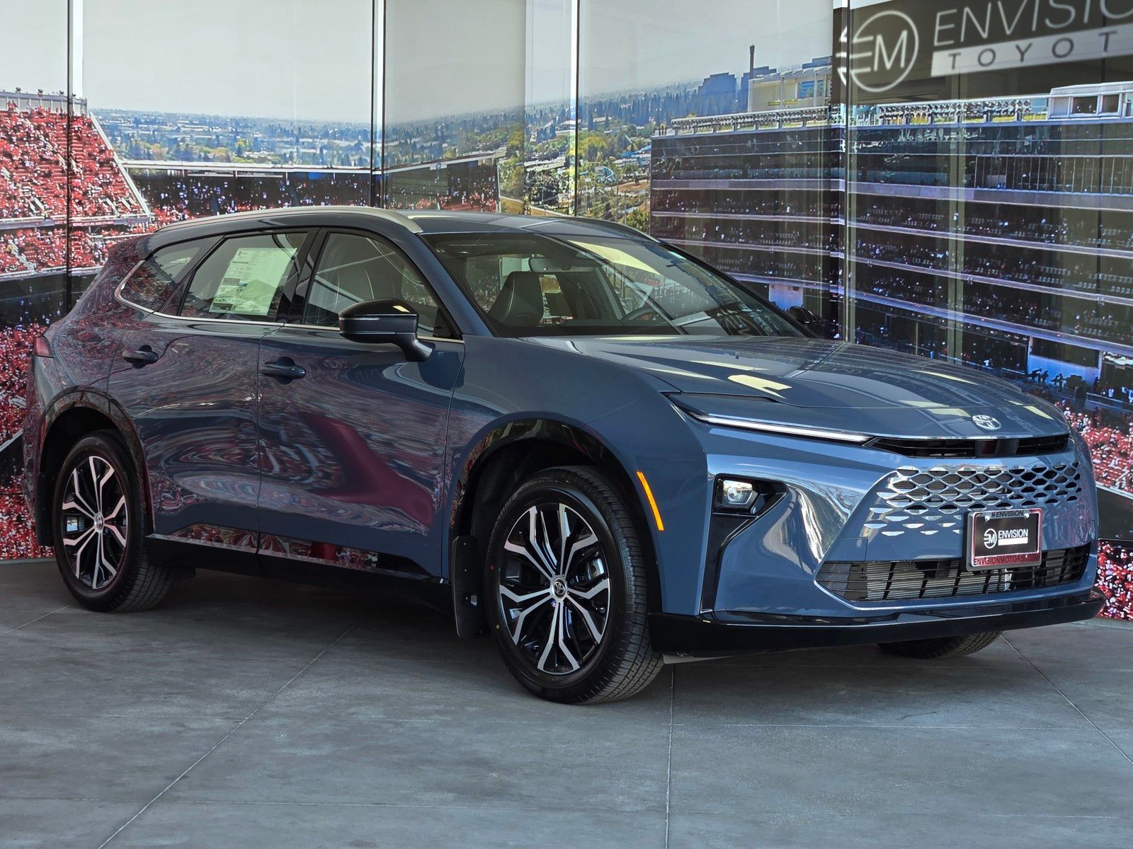 2026 TOYOTA Crown Signia