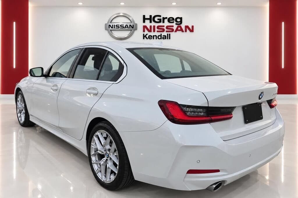 2026 BMW 330i