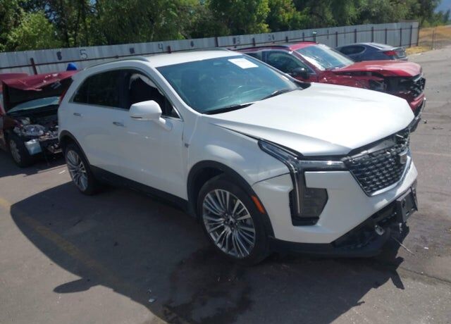 2024 CADILLAC XT4