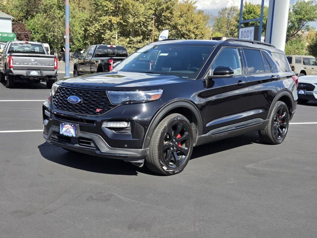 2022 FORD Explorer