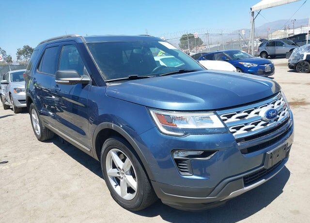 2019 FORD Explorer