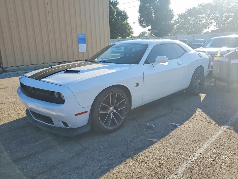 2016 DODGE Challenger
