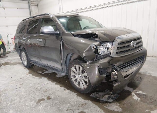 2011 TOYOTA Sequoia