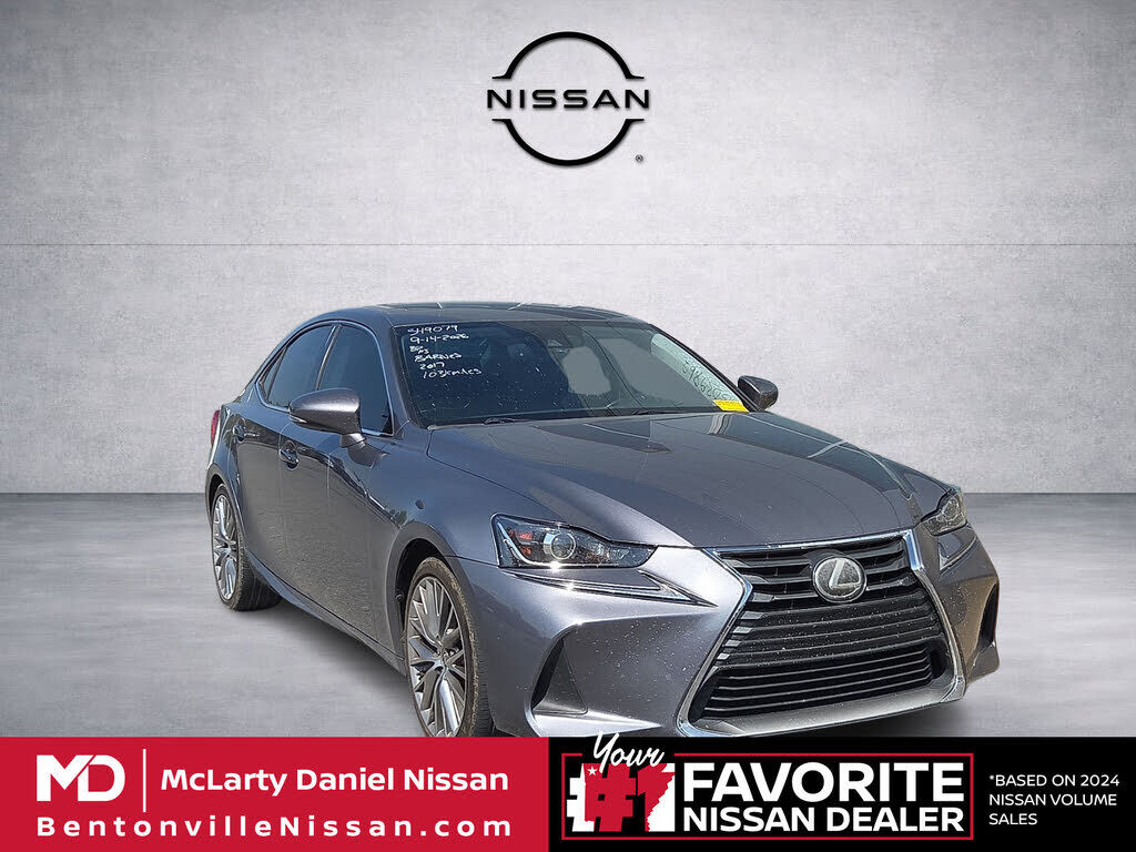2017 LEXUS IS