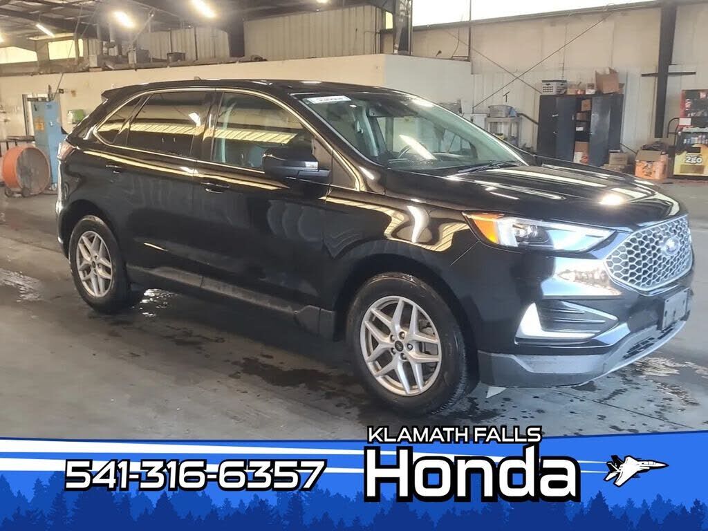 2023 FORD Edge