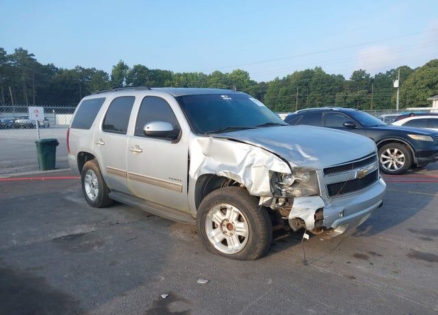 2011 CHEVROLET Tahoe