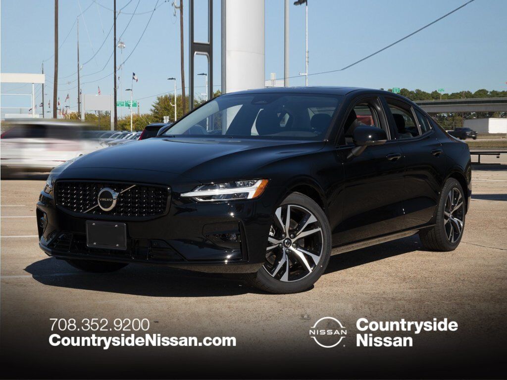2024 VOLVO S60