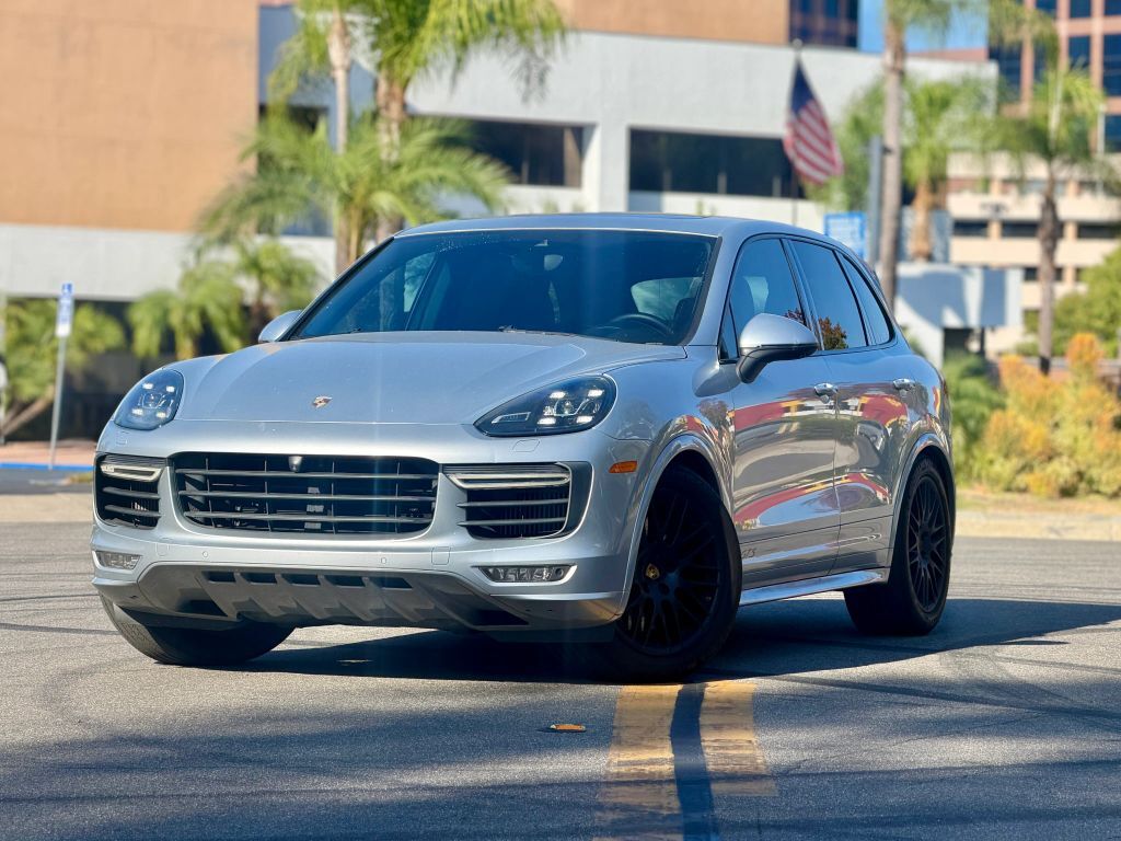 2016 PORSCHE Cayenne
