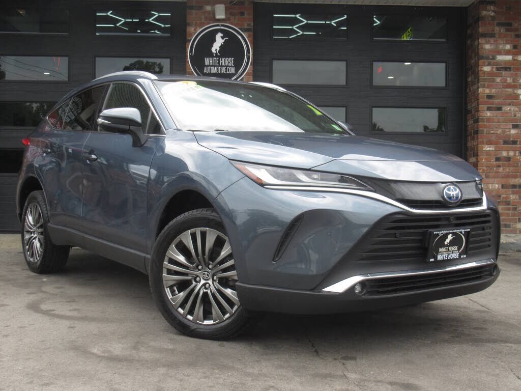 2022 TOYOTA Venza