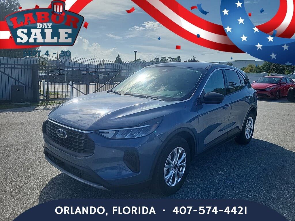 2024 FORD Escape