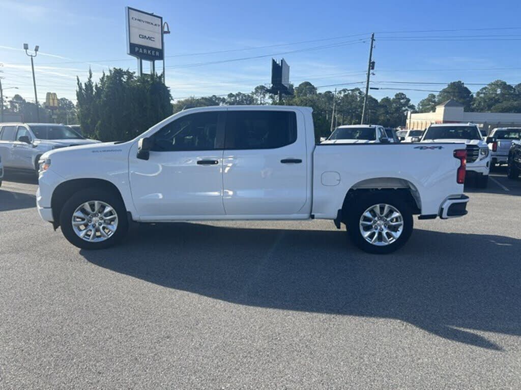 2023 CHEVROLET Silverado