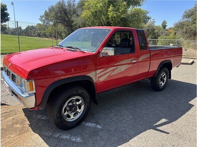 1995 NISSAN Pickup