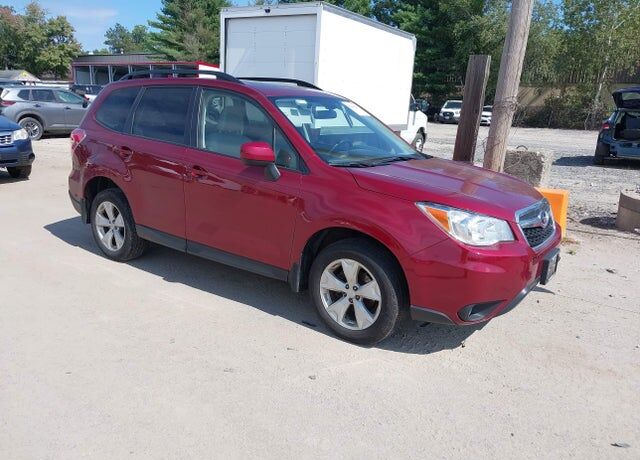 2016 SUBARU Forester