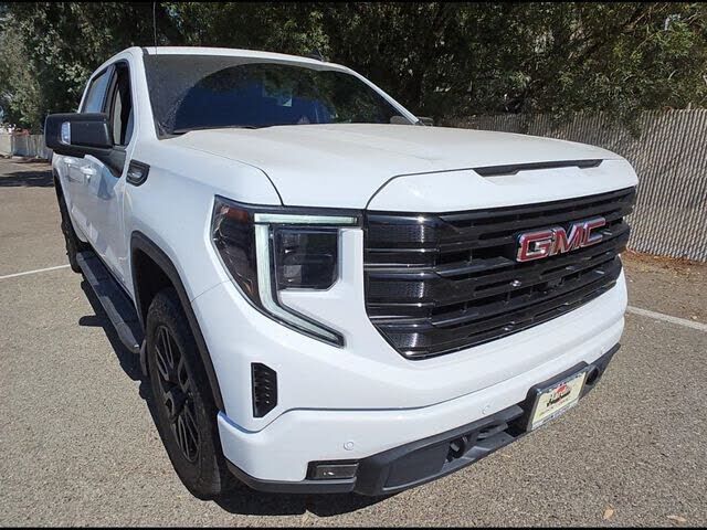 2024 GMC Sierra