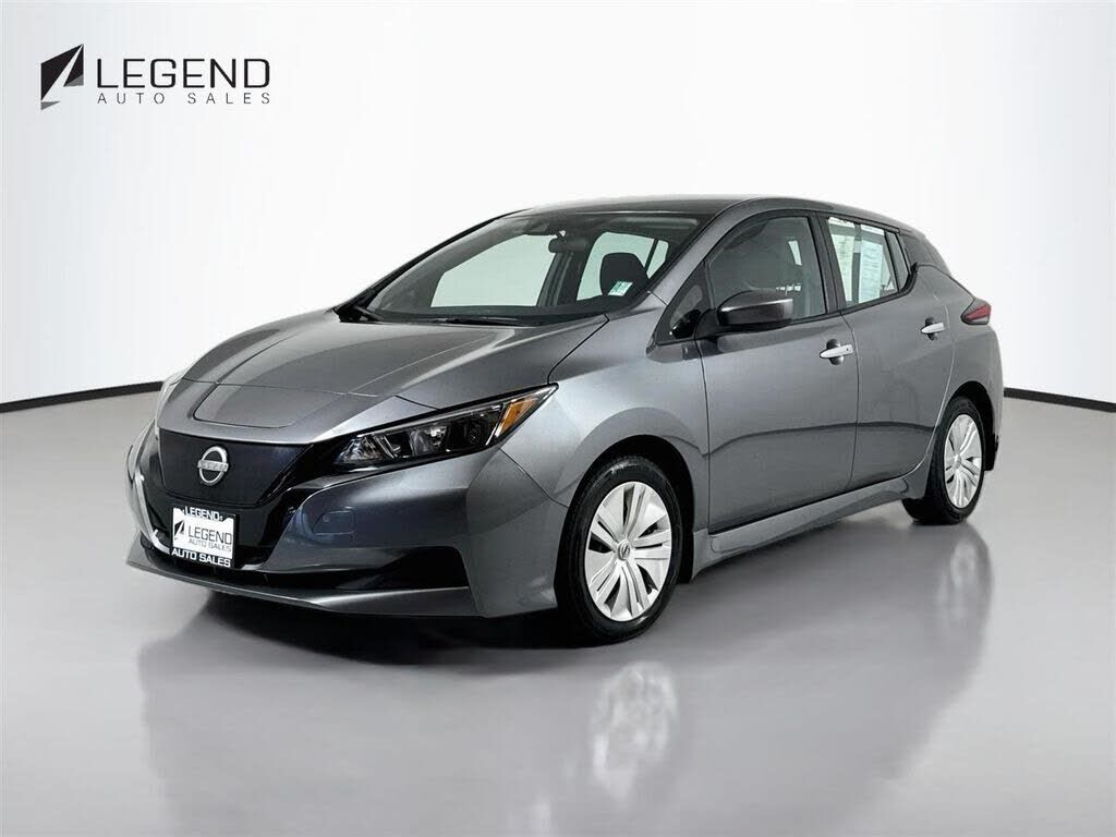 2025 NISSAN Leaf