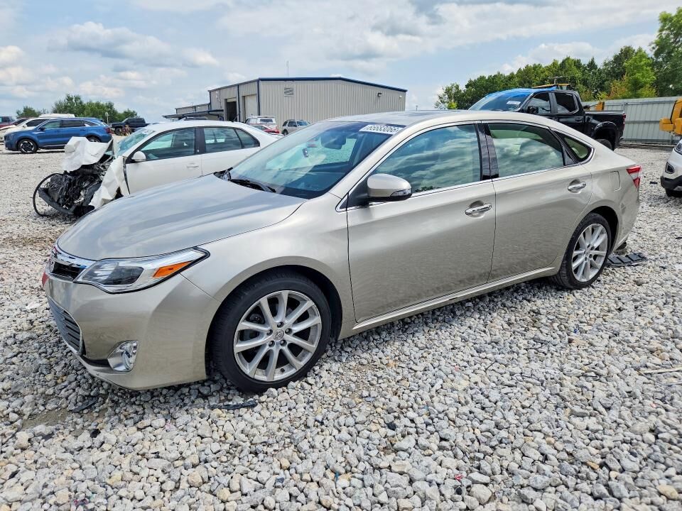 2013 TOYOTA Avalon