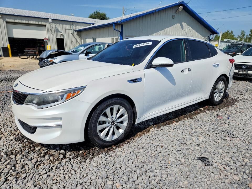 2017 KIA Optima