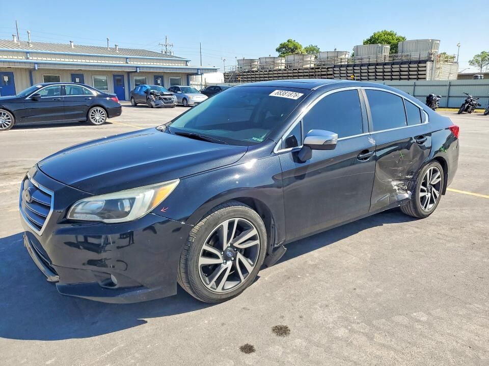 2017 SUBARU Legacy