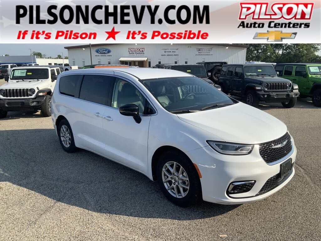2024 CHRYSLER Pacifica