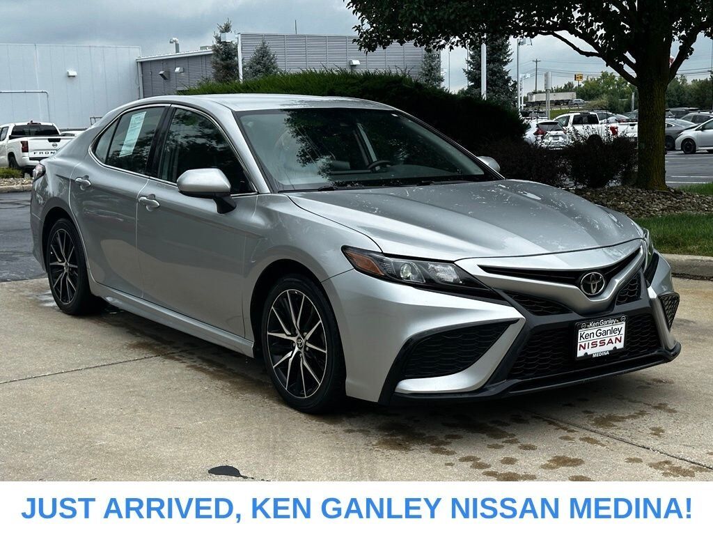 2021 TOYOTA Camry
