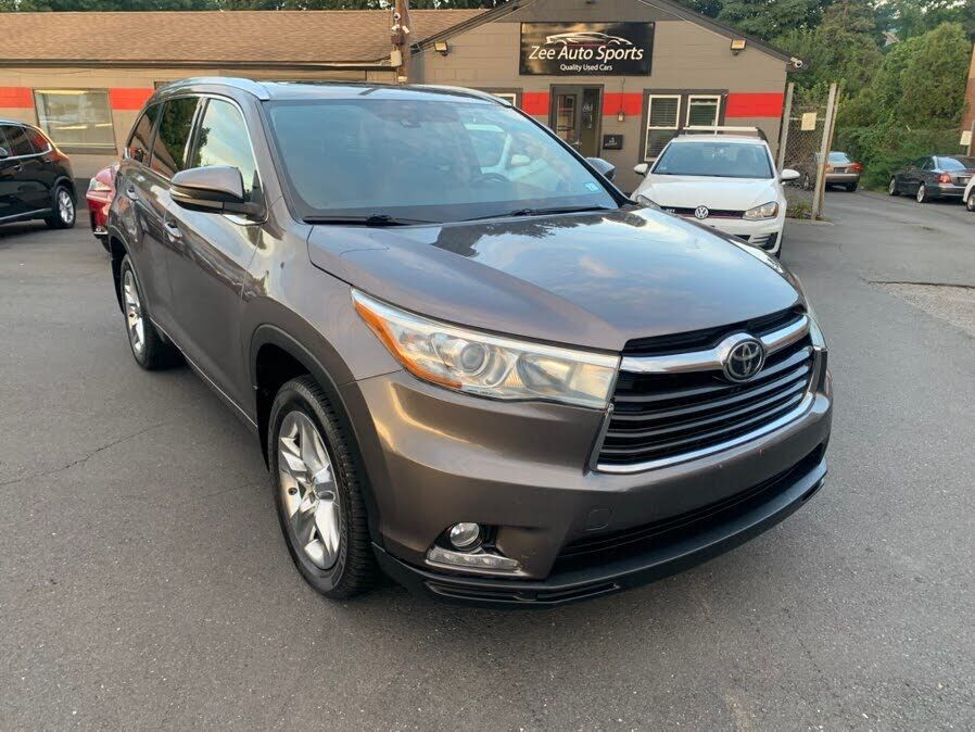 2015 TOYOTA Highlander