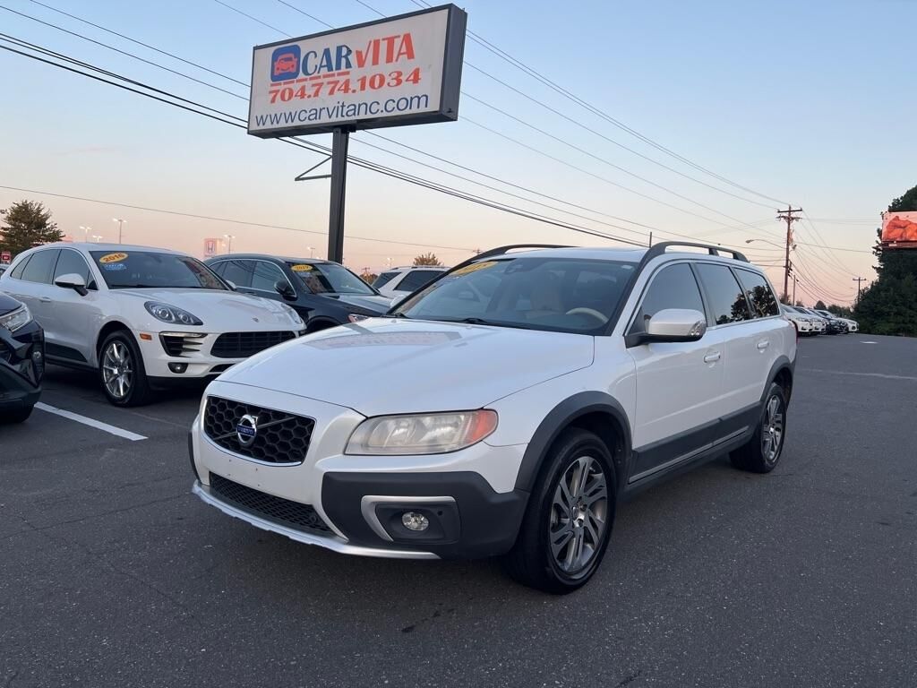 2015 VOLVO XC70