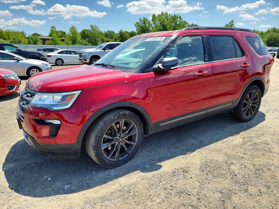 2018 FORD Explorer