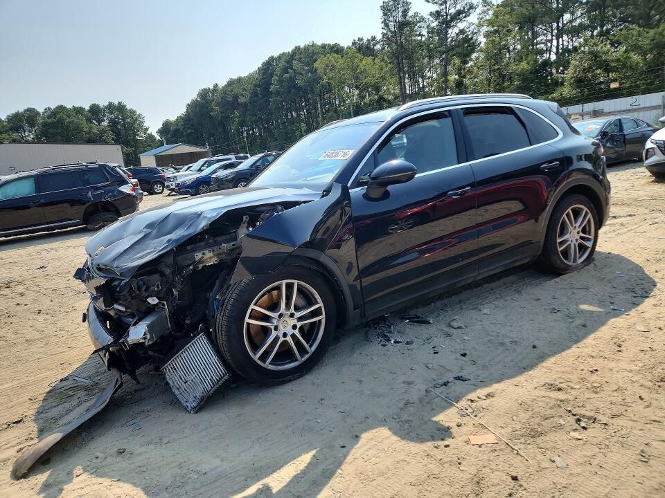 2019 PORSCHE Cayenne
