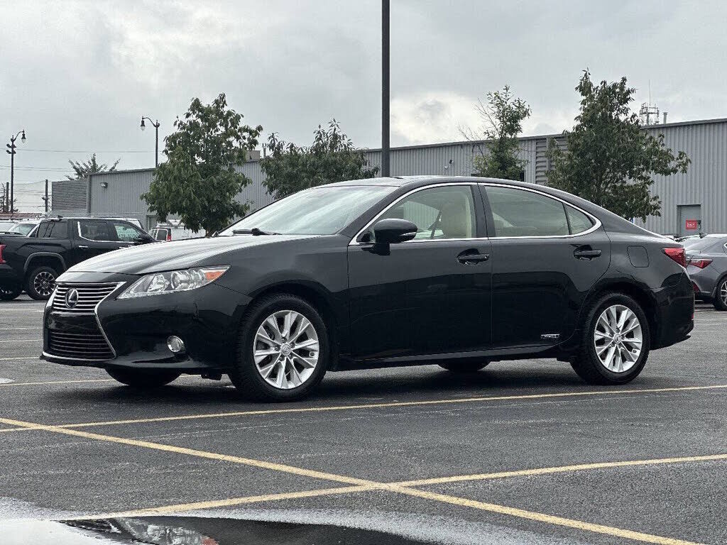2013 LEXUS ES