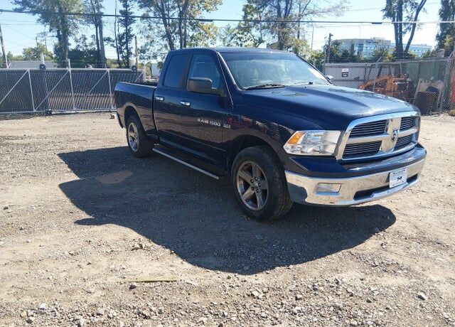 2012 DODGE Ram