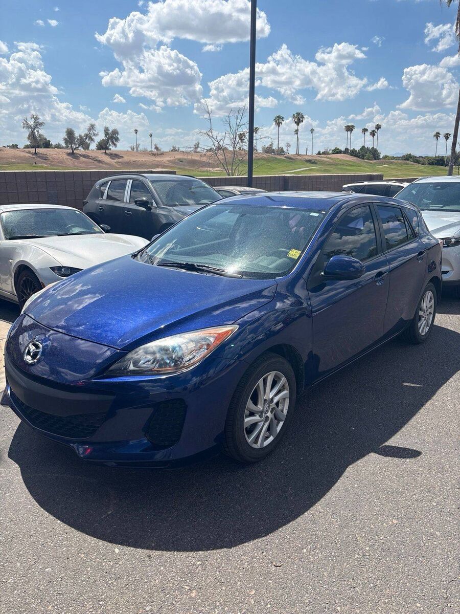 2012 MAZDA Mazda3