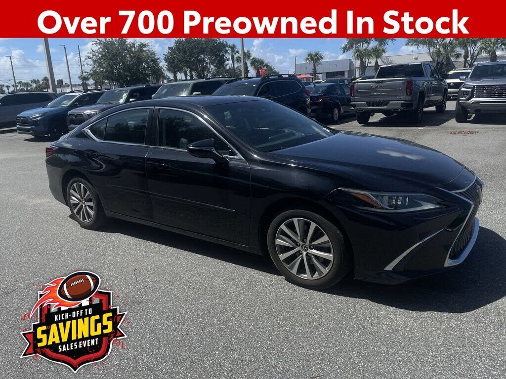 2019 LEXUS ES