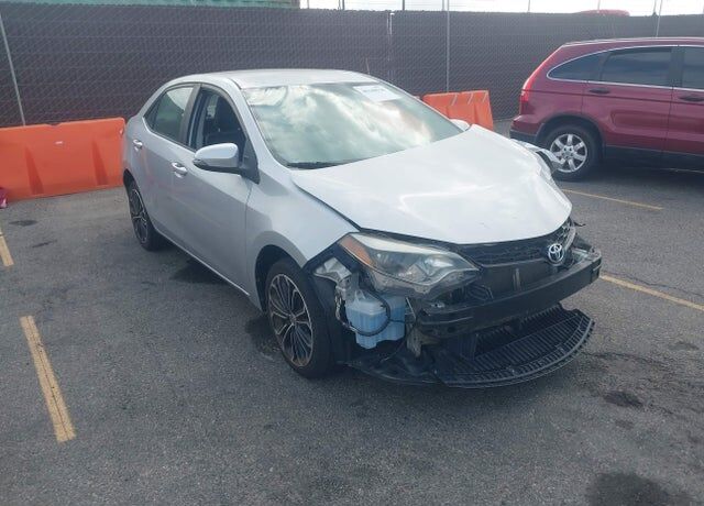 2015 TOYOTA Corolla