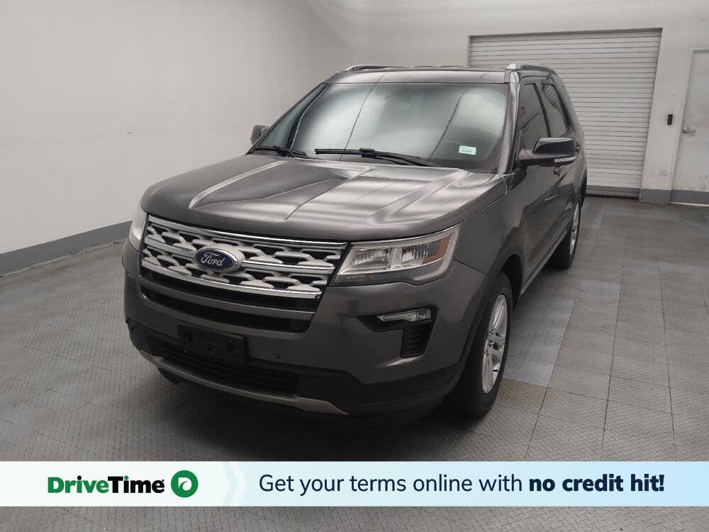 2019 FORD Explorer