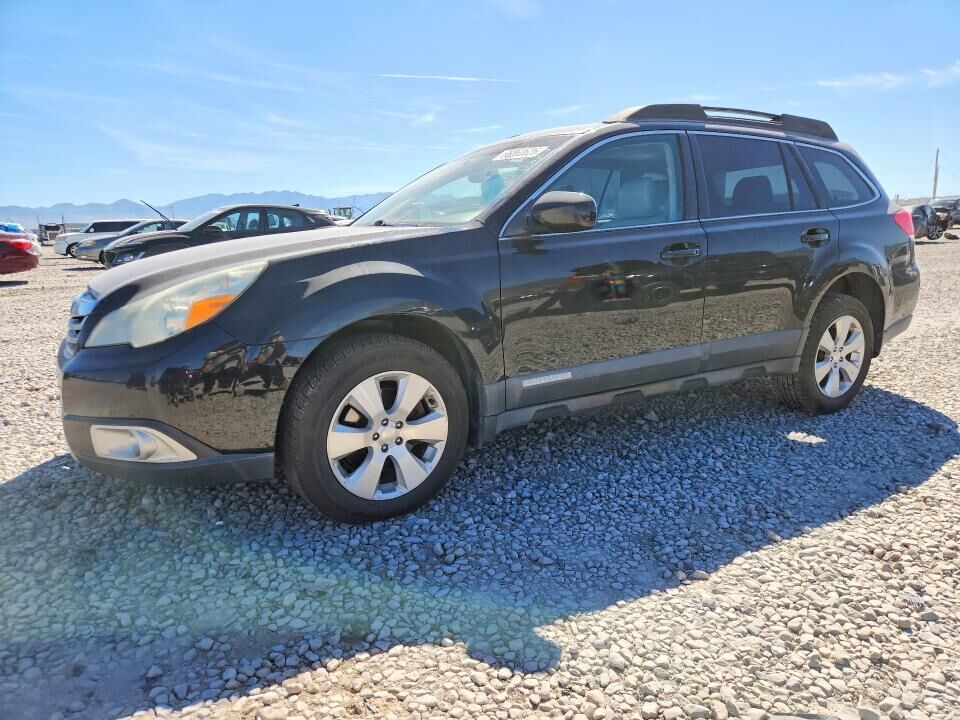 2011 SUBARU Outback