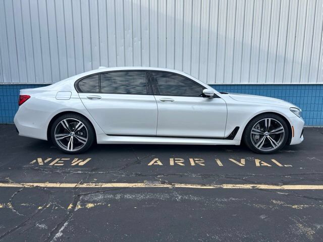 2019 BMW 750i / B7