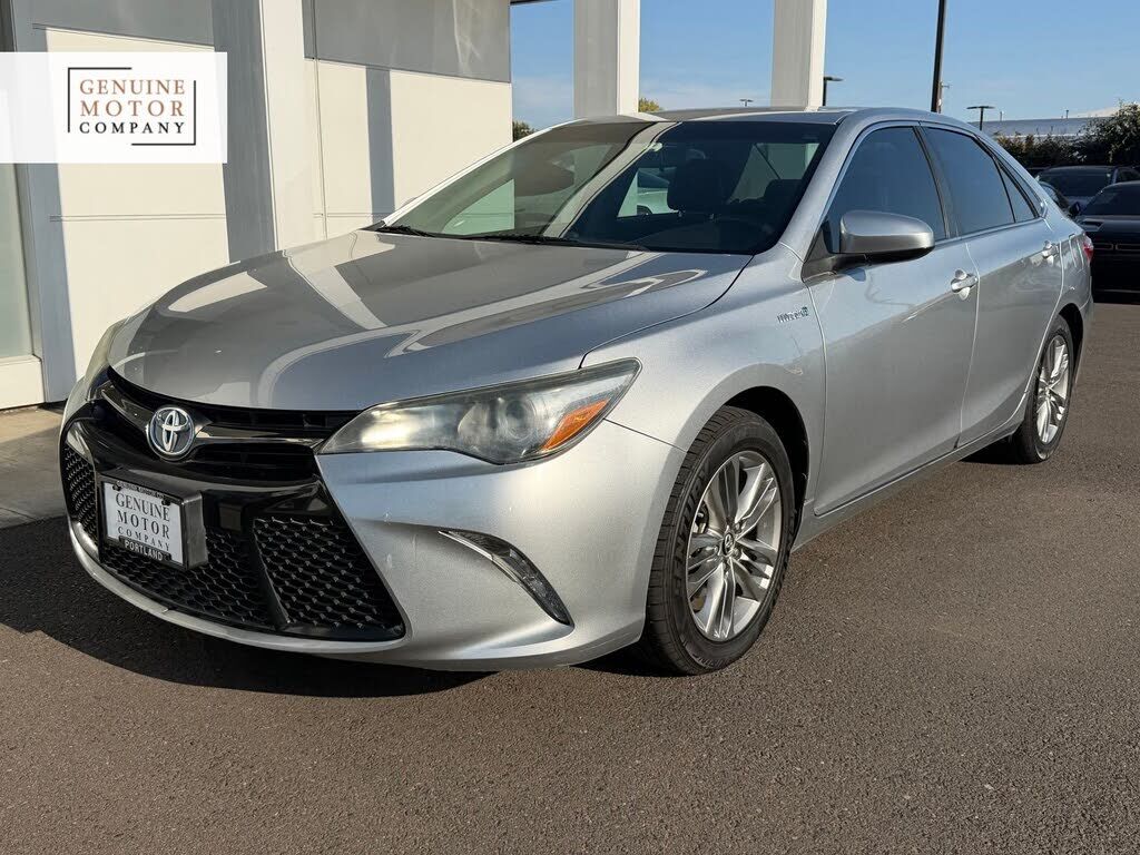 2016 TOYOTA Camry