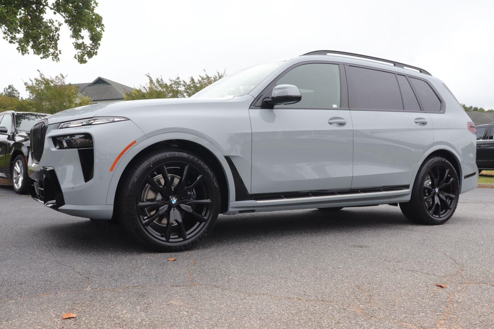2027 BMW X7
