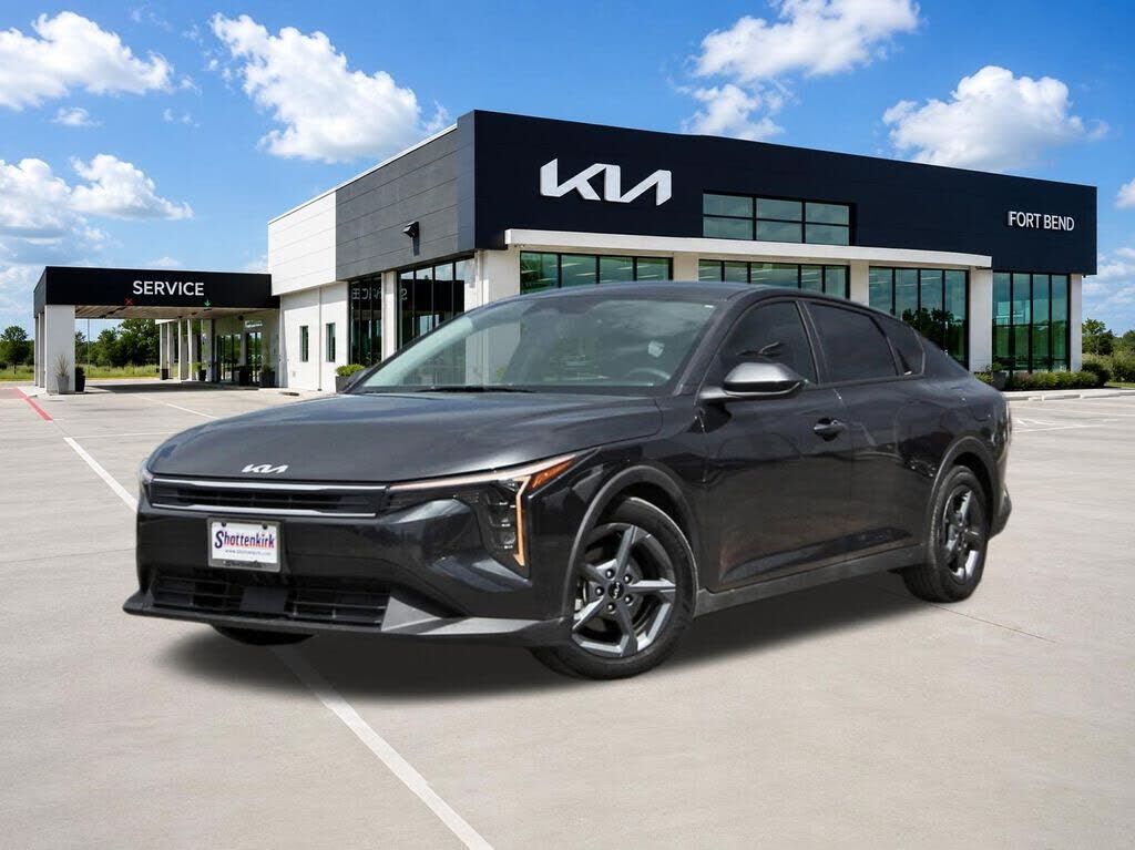 2025 KIA K4