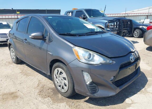 2016 TOYOTA Prius