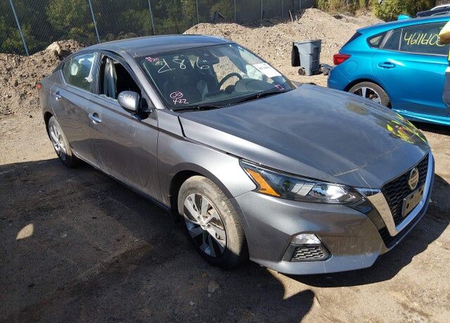 2022 NISSAN Altima