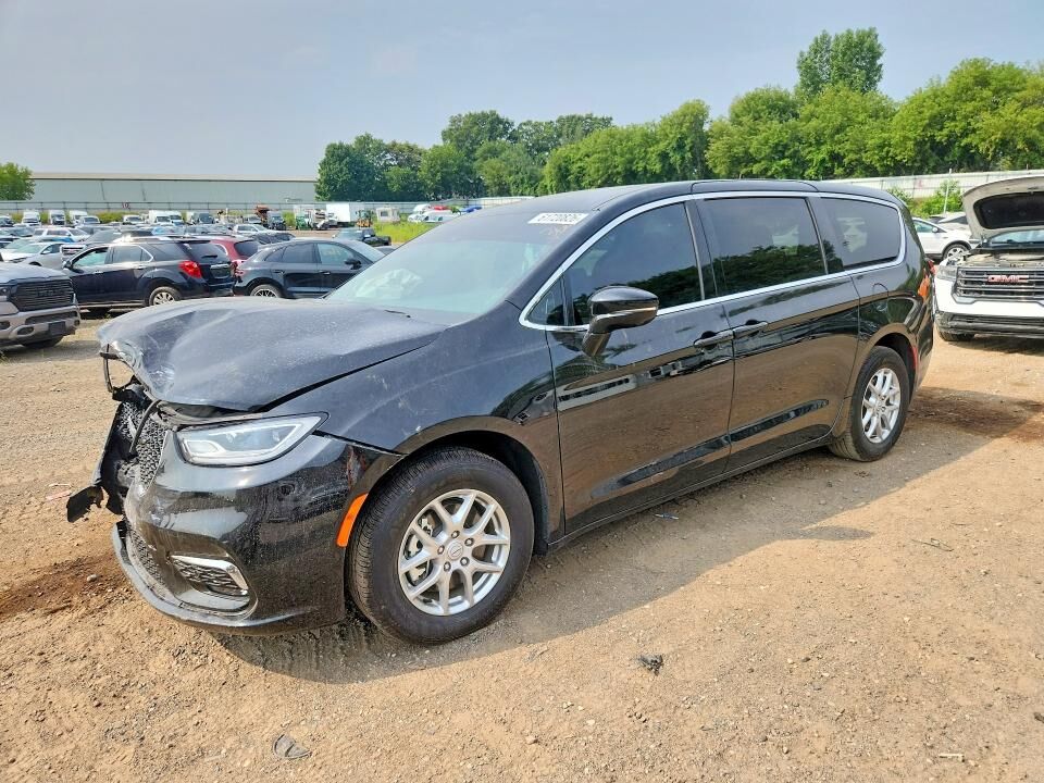 2026 CHRYSLER Pacifica