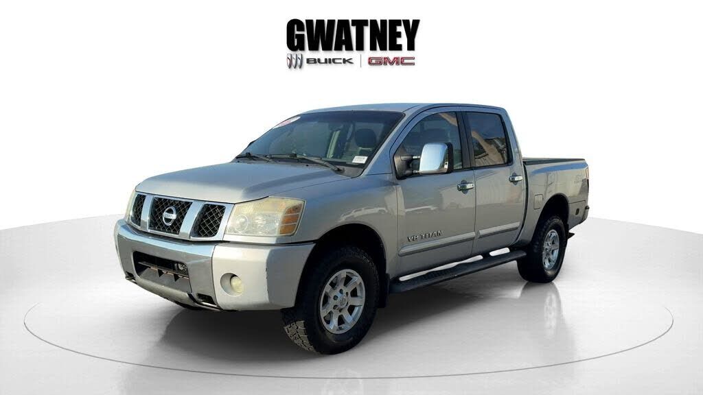 2005 NISSAN Titan