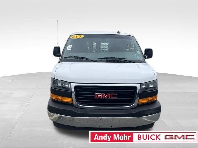 2025 GMC Savana