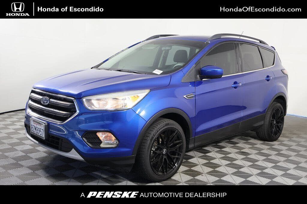 2017 FORD Escape