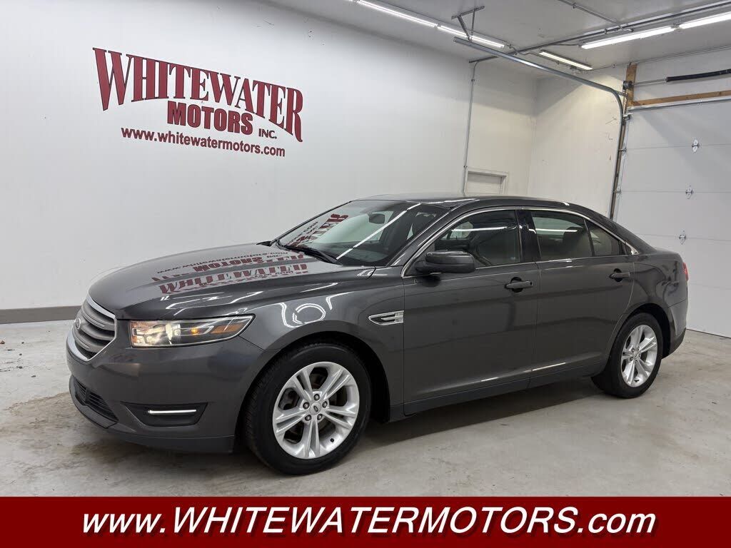 2015 FORD Taurus