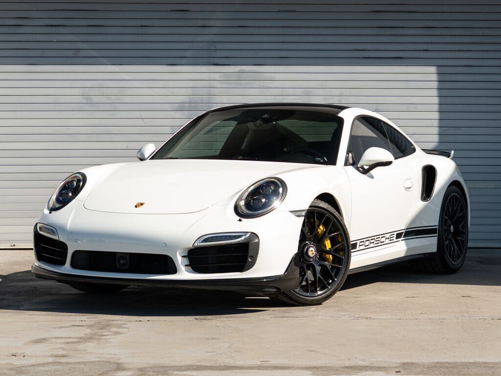 2016 PORSCHE 911