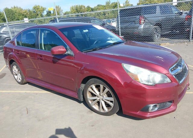 2014 SUBARU Legacy