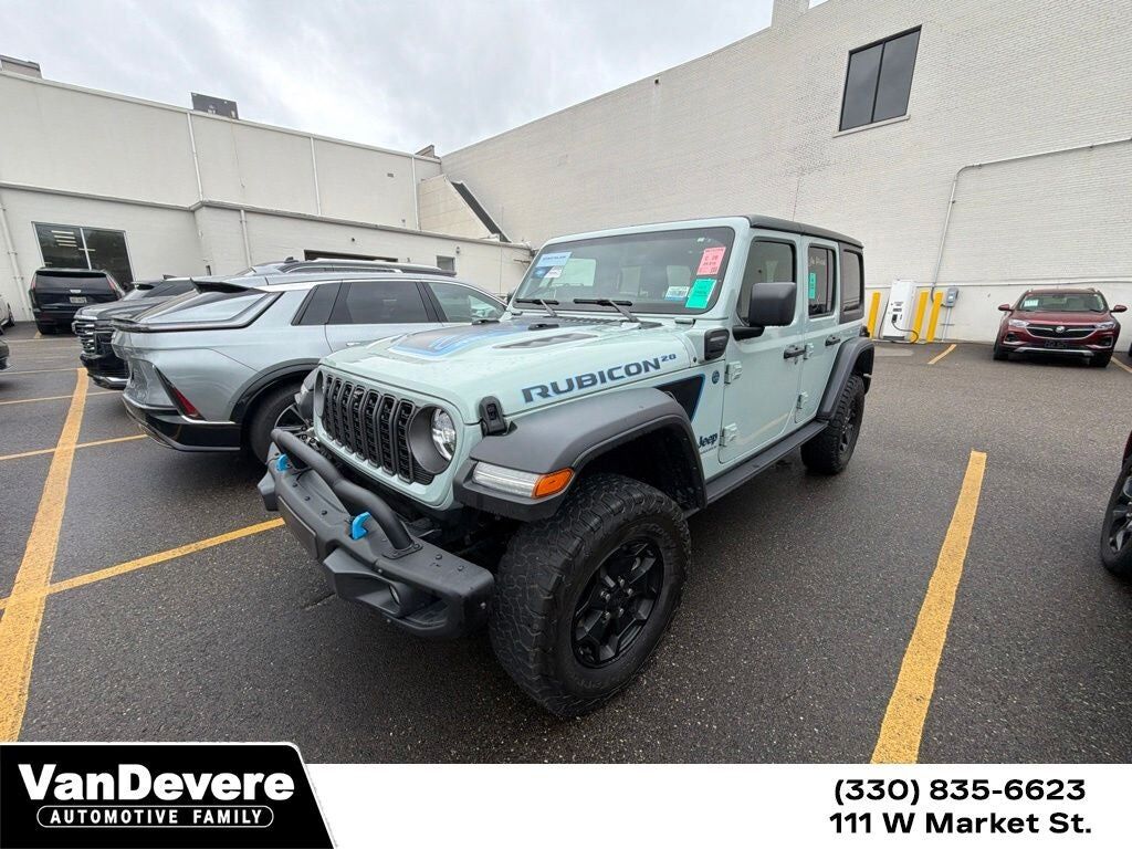 2023 JEEP Wrangler